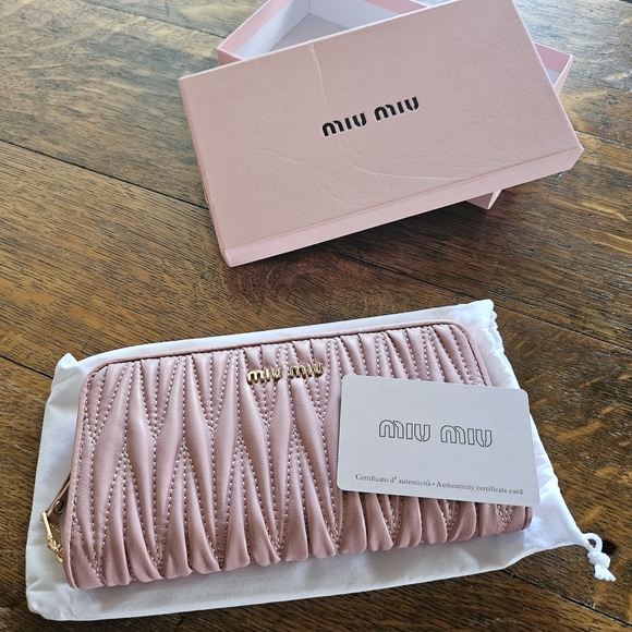 Pink Miu Miu Matelassé Nappa Leather Wallet - Picture 9 of 10